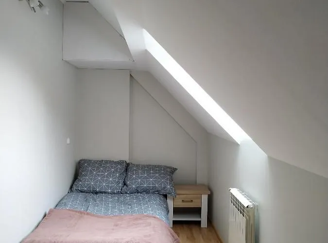 Z Ogrodem Na Hyrbie דירה זאז'צ'ה